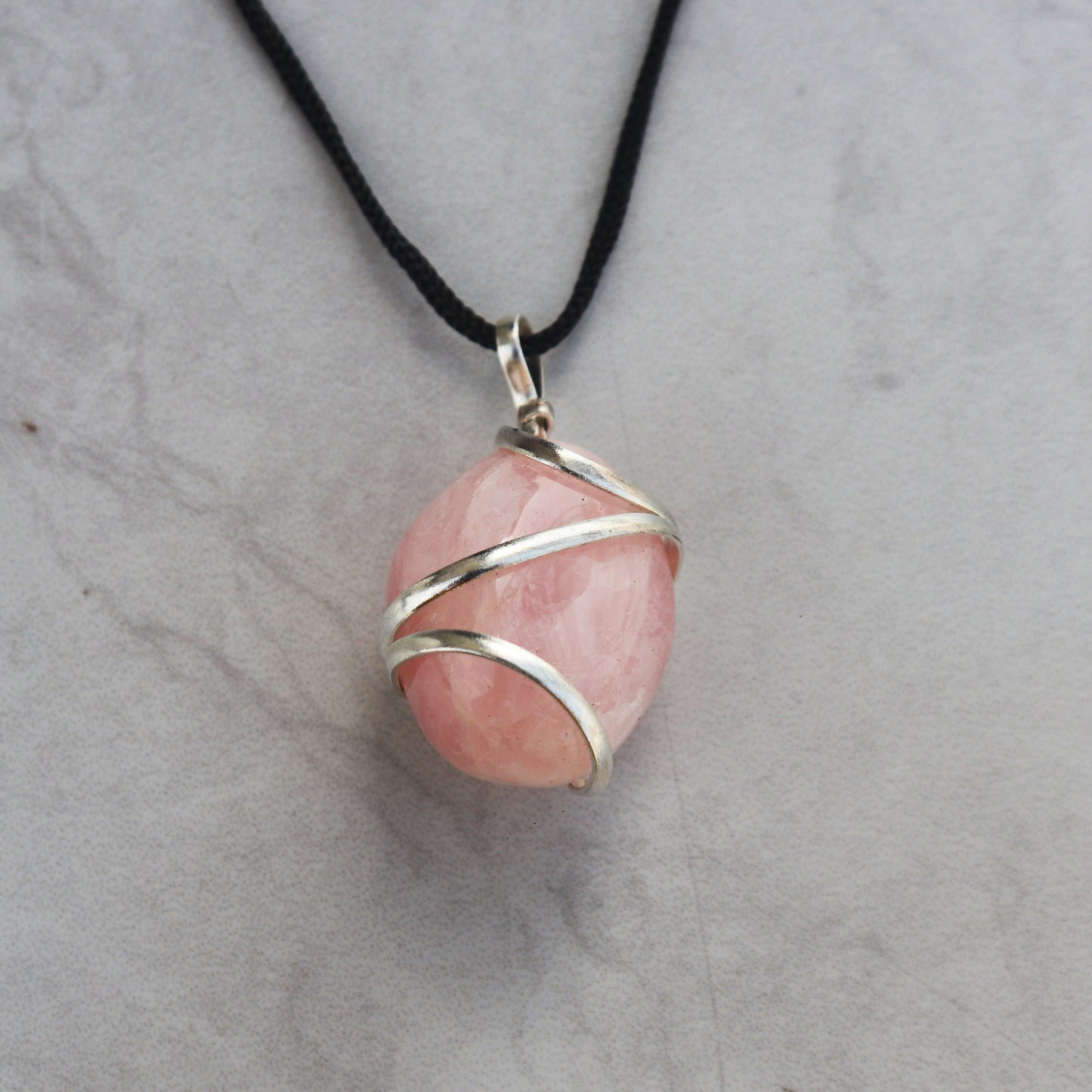 Rose Quartz Crystal Pendant Necklace for Emotional Healing and Forgiveness - Handmade & Ethically Sourced Raw Stone Necklace for Compassion and Harmony - Best Mother's Day Gift for her