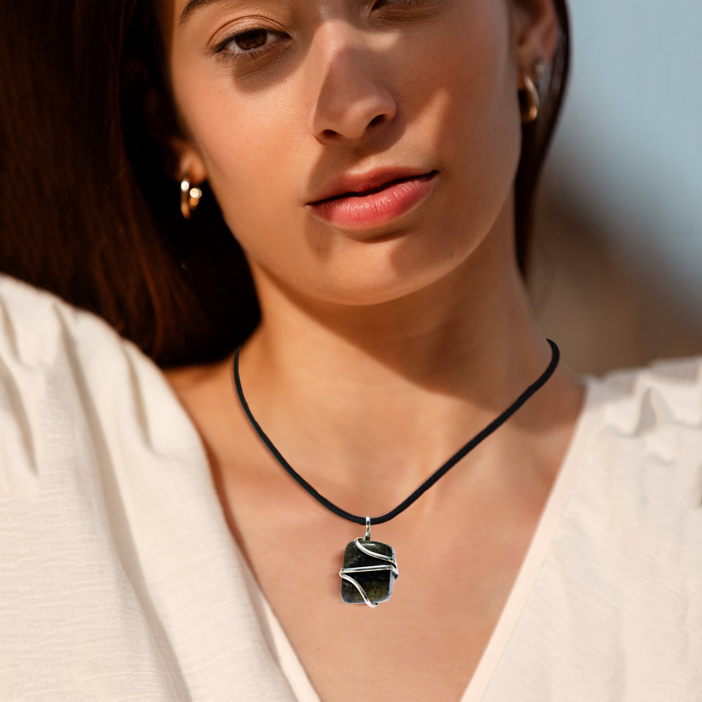 Labradorite Crystal Pendant Necklace for Inner Transformation and self-Discovery - Handmade & Ethically Sourced Raw Stone Necklace for Protection - Best Mother's Day Gift for her