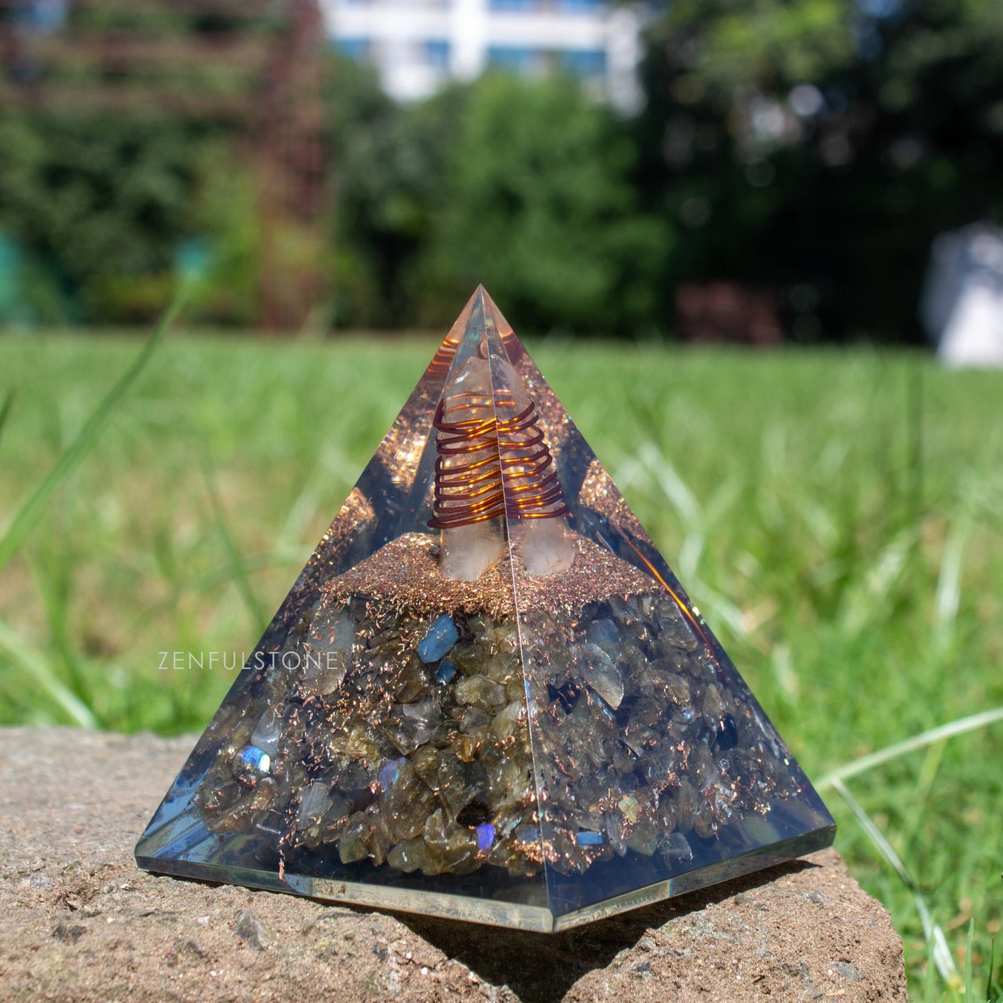 Labradorite Orgone Pyramid for Confidence & Self-Empowerment