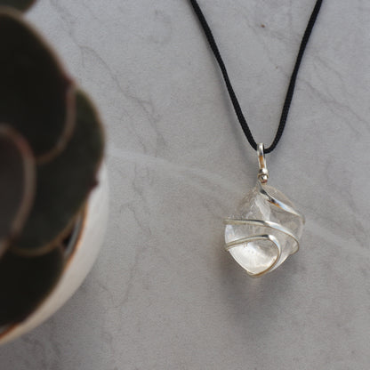 Clear Quartz Crystal Pendant Necklace for Spiritual Awareness and Connection - Handmade & Ethically Sourced Raw Stone Necklace for Clarity and Focus - Best Mother's Day Gift for her