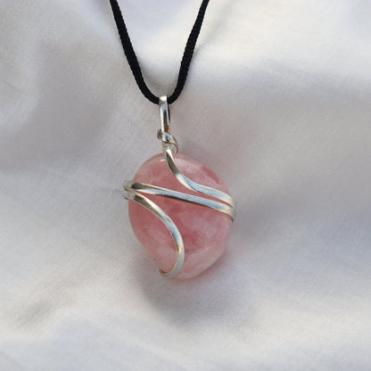 Rose Quartz Crystal Pendant Necklace for Emotional Healing and Forgiveness - Handmade & Ethically Sourced Raw Stone Necklace for Compassion and Harmony - Best Mother's Day Gift for her